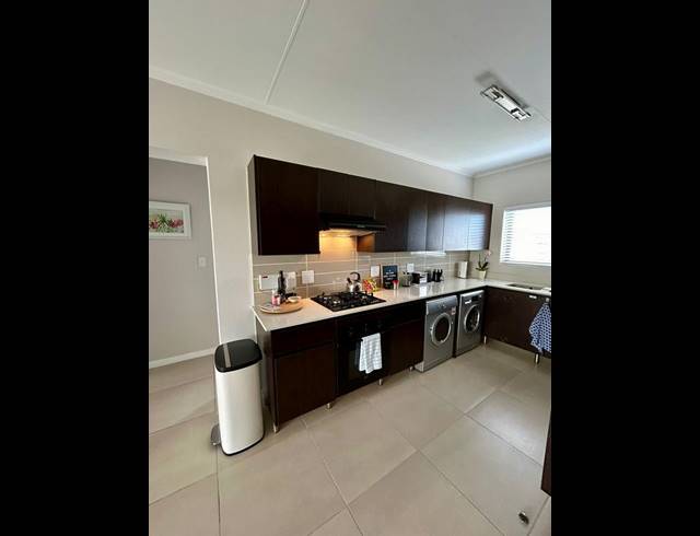 2 BEDROOM PROPERTY TO RENT IN DE VELDE